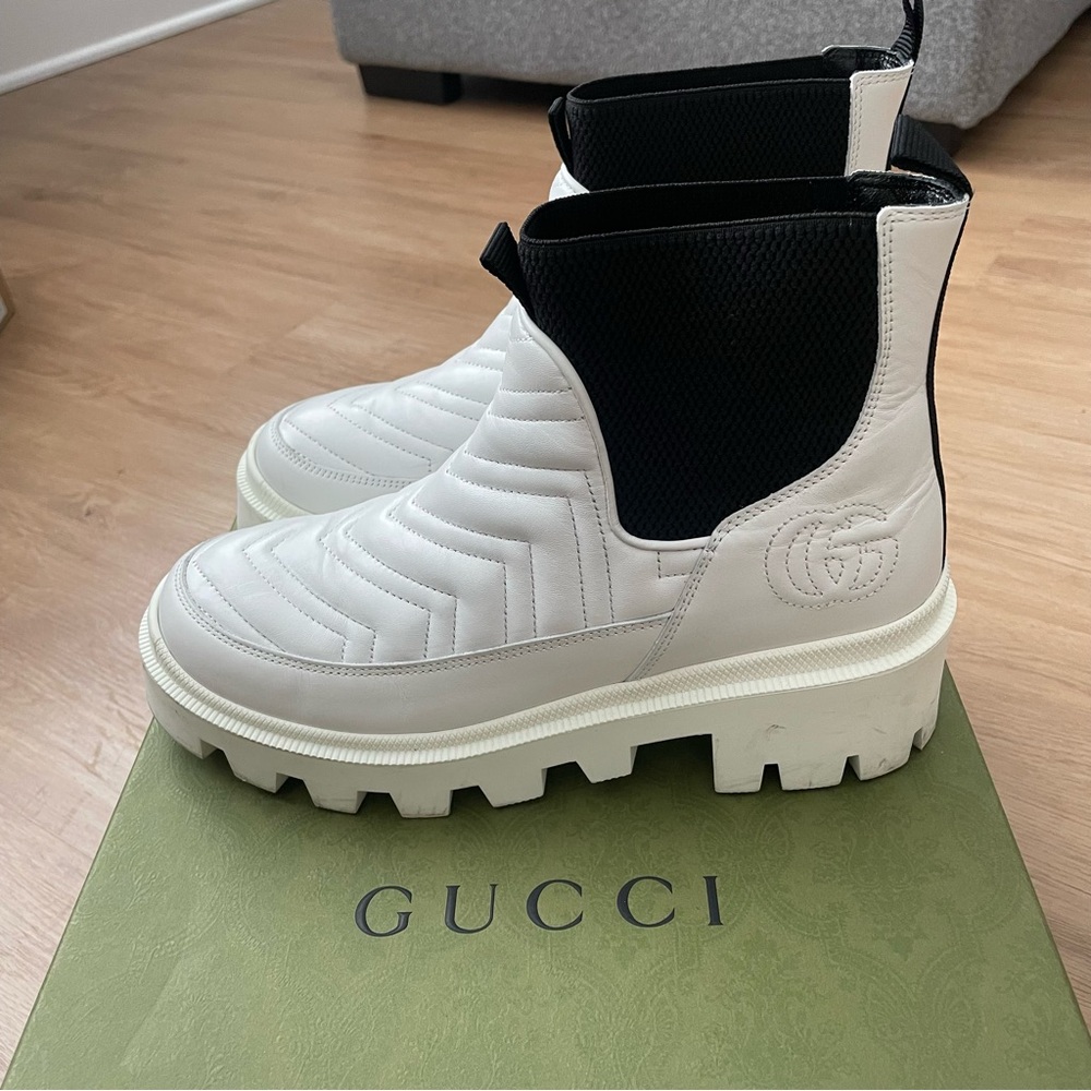 Gucci White and Black Quilted Ankle Boots